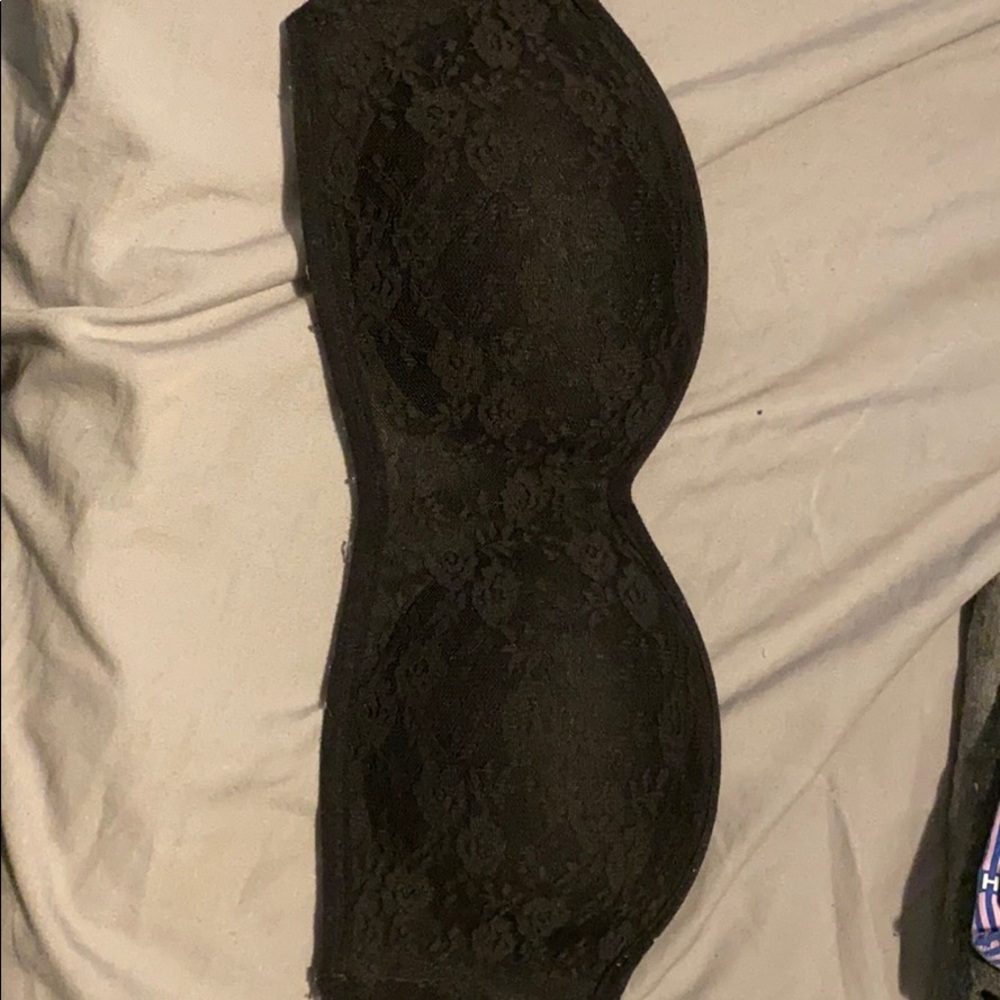 Black PINK strapless bra size 36 B good condition